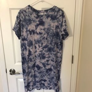 Old Navy Tie-dye T-Shirt Dress - medium